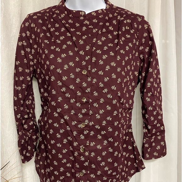Banana Republic Blouse - Picture 1 of 7